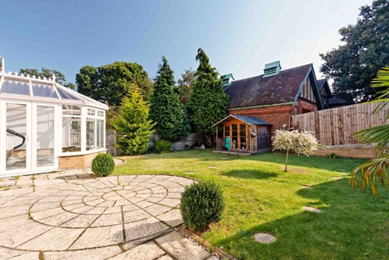 Evictions Croydon: Hyde and Rowe